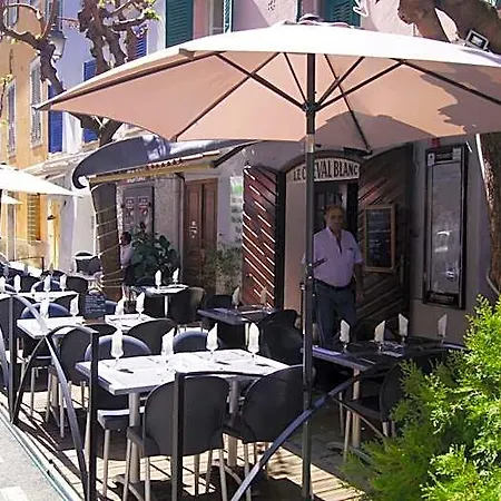 Du Cheval Blanc Inn Ajaccio (Corsica)