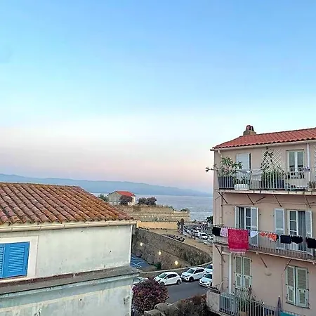 Du Cheval Blanc 3* Ajaccio (Corsica)