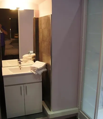 Han/Misafirhane Du Cheval Blanc Ajaccio (Corsica)